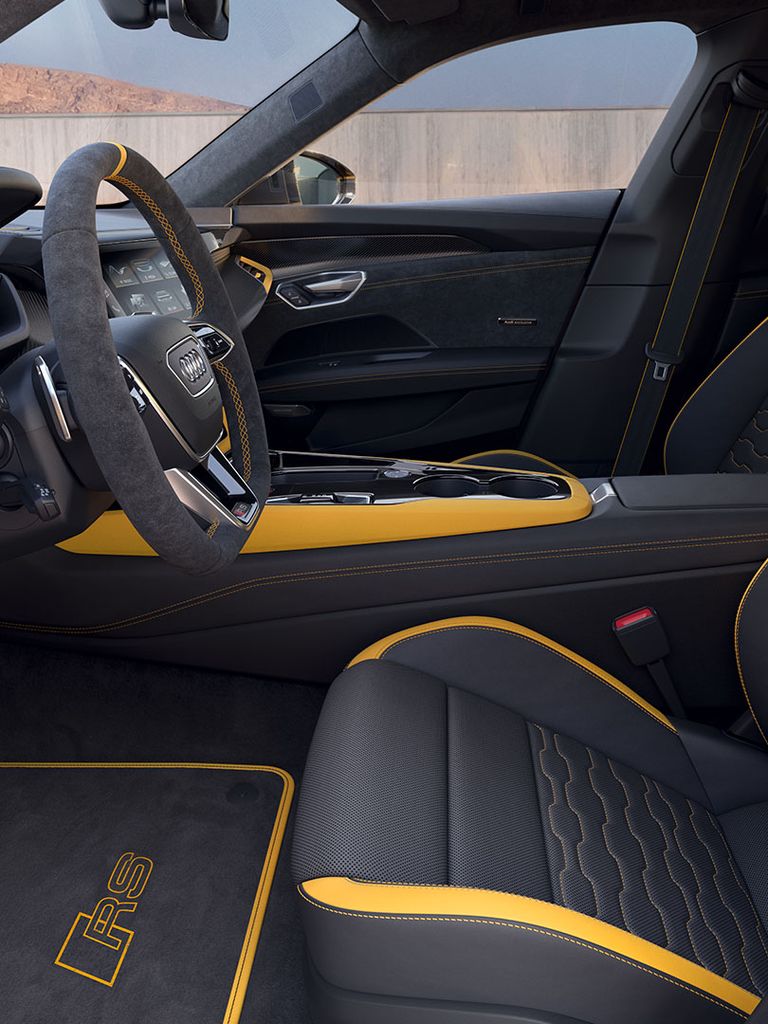 Audi exclusive im Innenraum des Audi RS e-tron GT